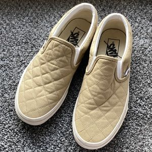 Quilted van slip ons